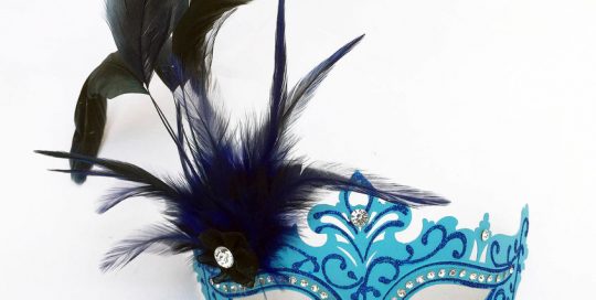 pl16904777 colombina plastic mask with feather 10 pf3029f