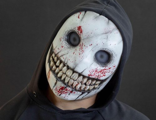 Blood-Splattered Smile Mask – Perfect for Halloween, Cosplay & Unique Gift